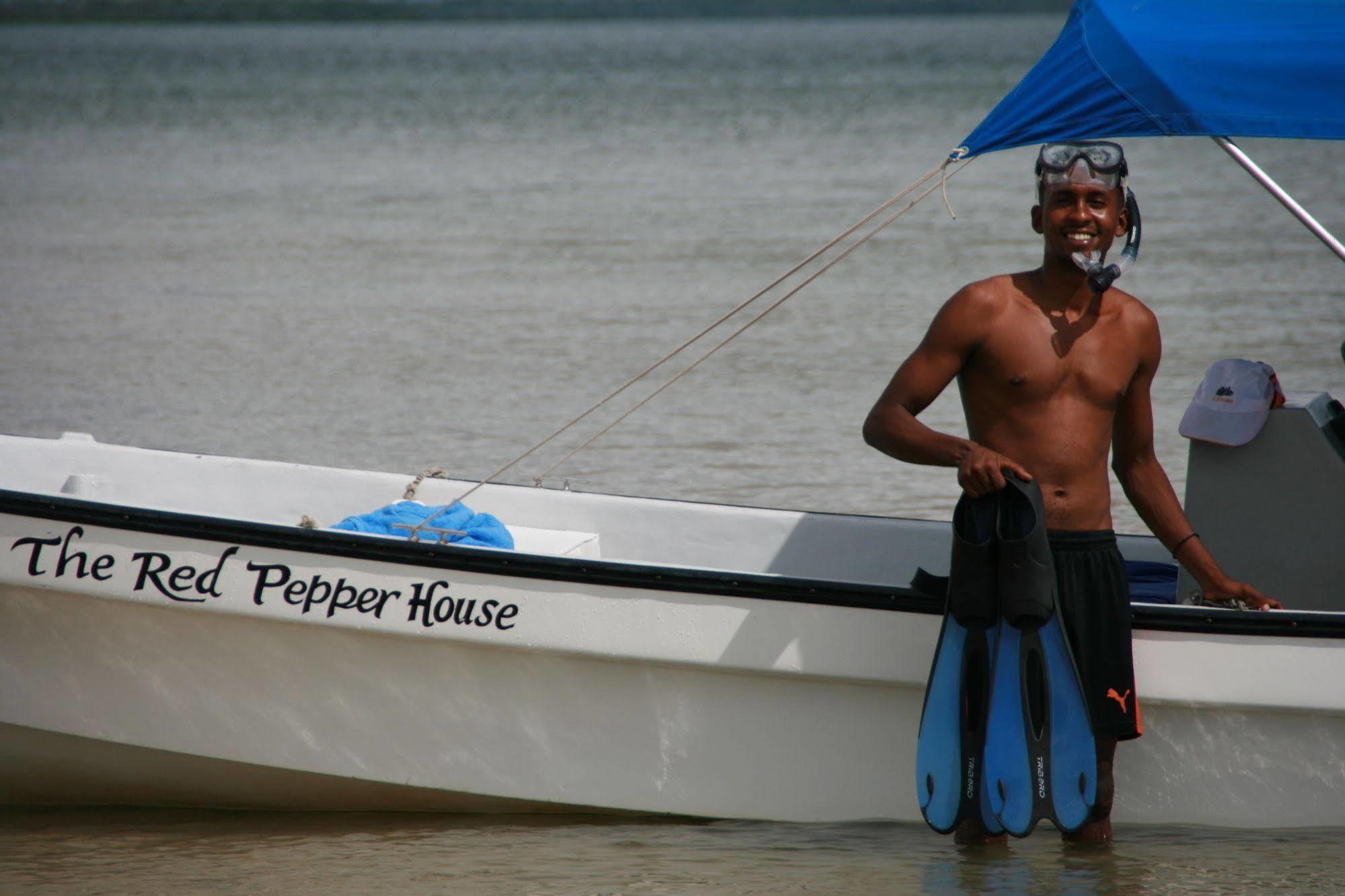 The Red Pepper House Hotell Lamu Eksteriør bilde